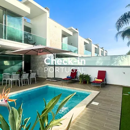 Lua By Check-in Portugal Villa